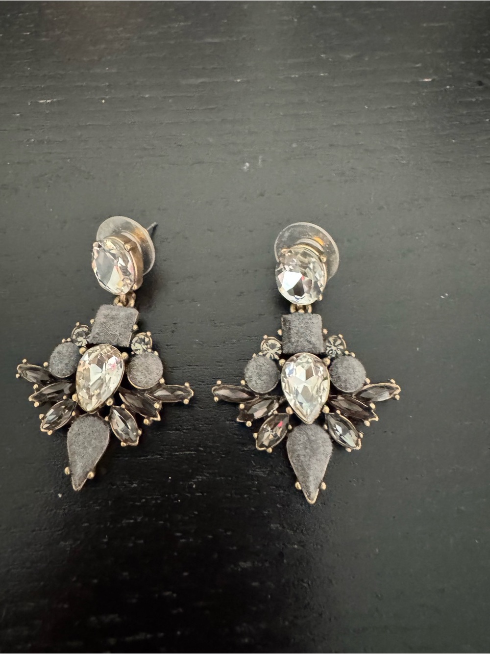 Banana Republic Gray Crystal Drop Statement Earrings - Picture 2 of 10